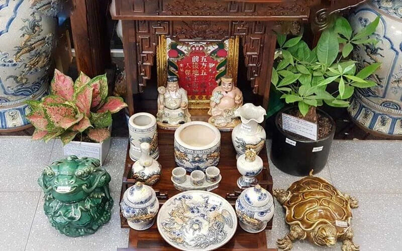 Xin số đề từ ông địa bằng trứng gà